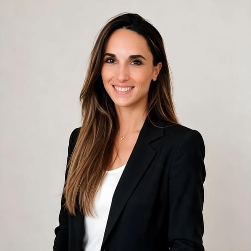 illustration-j4s-interim-recrutement-emploi-ressources-humaines-rh-cv-paris-75011-bastille-france-candidat-recruteur-500x500px-anais-cartier-relation-clients-4